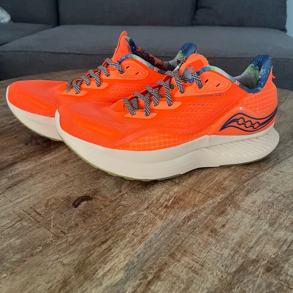 Saucony Endorphin Shift 2